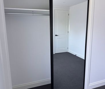 Avondale Heights - Photo 5