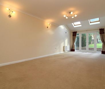 4 bedroom detached house to rent - Photo 1