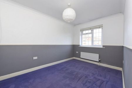 3 bedroom terraced house to rent - Photo 3