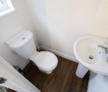 4 bedroom house to rent - Photo 2