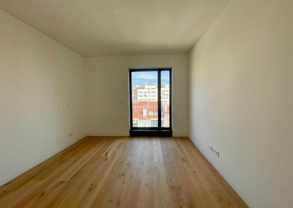 Apartamento T3 exclusivo em condomínio privado de prestígio, Fábrica 1921, com piscina em rooftop, ginásio e jardim. Benfica, Lisboa