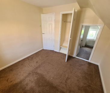 3 bedroom semi-detached house to rent - Photo 3