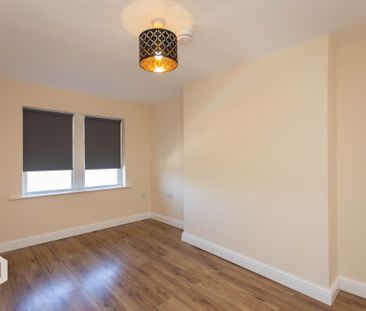 129 Colne Road, Burnley - Photo 2