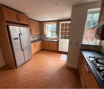 4 bedroom terraced house to rent - Photo 3