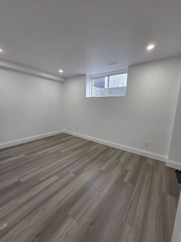 For Lease - 180 CHENOA Way Unit# B, Barrhaven, Ontario - Photo 3