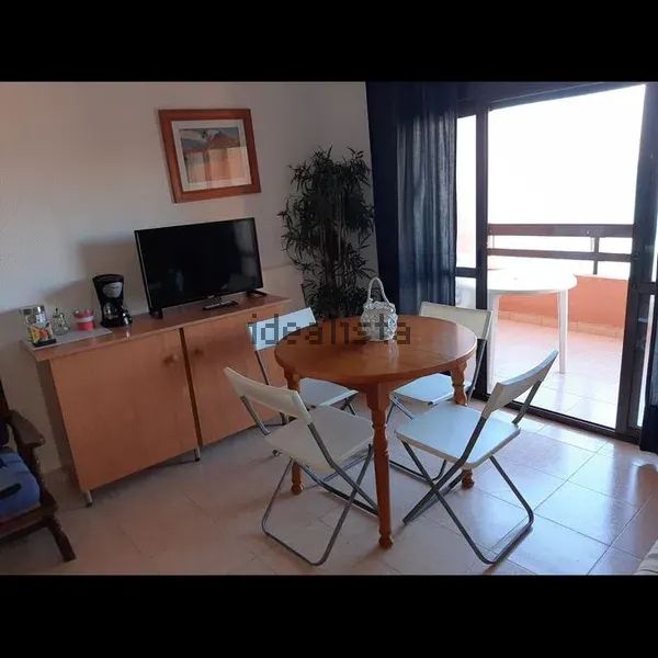 Alquiler de piso en Polígono y, 73 - Photo 1