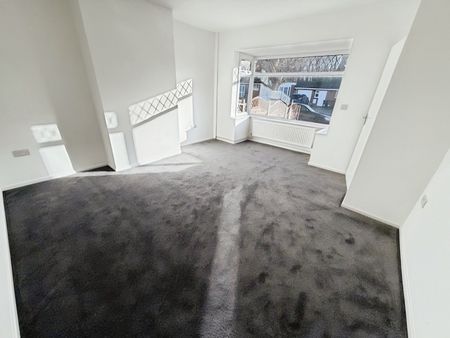 3 bedroom House To Let Total Size: 1045 SQ FT - Photo 2