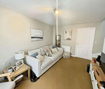 St. Peters Way, Stratford-upon-avon, CV37 - Photo 5