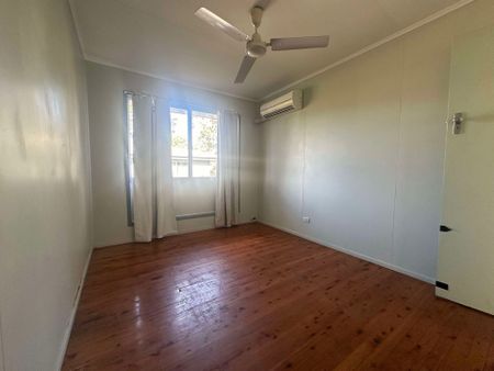 Centrally Located 4 Bedroom Home - Photo 2