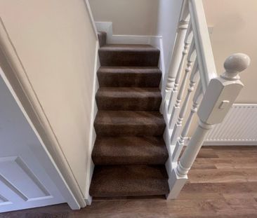 3 bedroom semi-detached house to rent - Photo 2