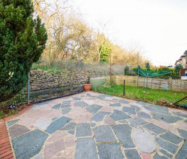 2 bedroom semi-detached house to rent - Photo 3