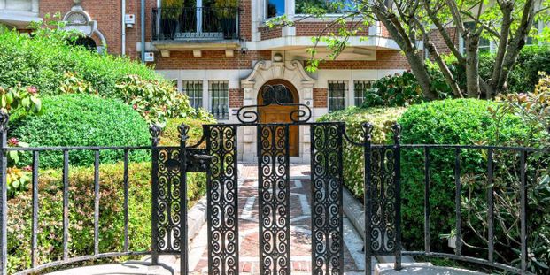 Herenwoning te huur in Elsene voor € 7.000 met 7 slaapkamers - Photo 1