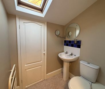 2 bedroom terraced house to rent - Photo 4