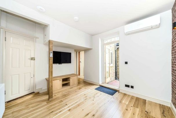 Rousden Street, Camden, NW1 - Photo 1