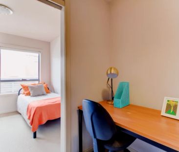 Large 1 Bedroom - Photo 1