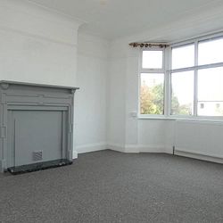 Lindenthorpe Road, Broadstairs, CT10 1BQ, Kent - Photo 3