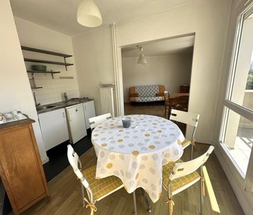 Location Appartement 1 pièce 31m² ST ETIENNE 42100 - Photo 2