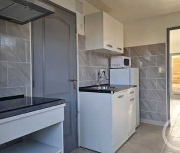 Location Appartement 1 pièce 23m² ROGNAC 13340 - Photo 4