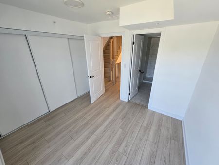 For Lease - 531 Big Bay Point Unit# 6, Barrie, Ontario - Photo 3