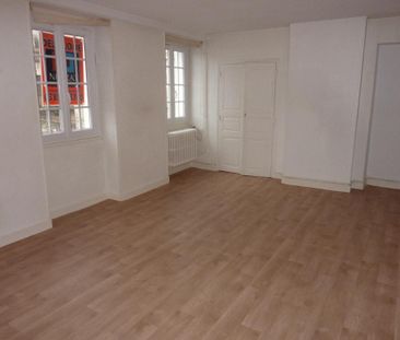 APPARTEMENT T3 A LOUER - Photo 2