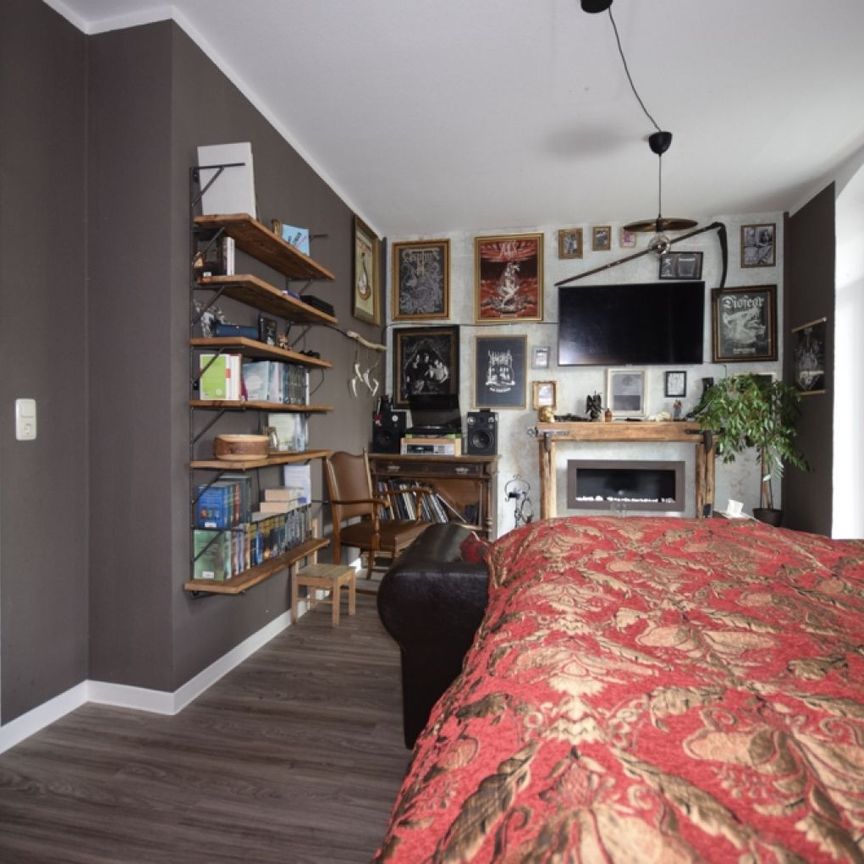 Laminat • 3-Raum • Aufzug • Bad mit Wanne • Schloß-Chemnitz • zentrumsnah • neuer Balkon! - Foto 1