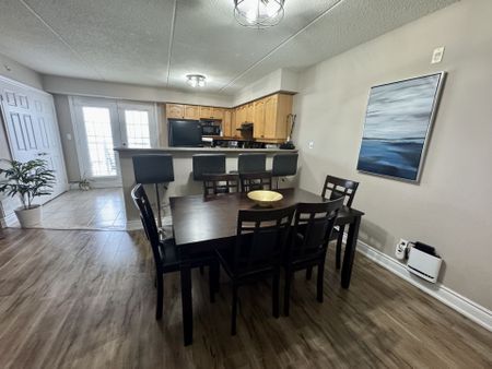 For Lease - 1460 Bishops Gate Unit# 302, Oakville, Ontario - Photo 4