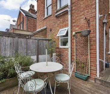 2 bedroom semi-detached house to rent - Photo 5