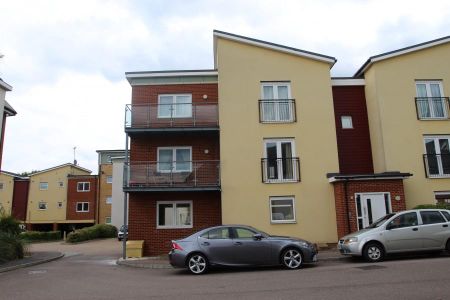 Harlow, Essex - Photo 4
