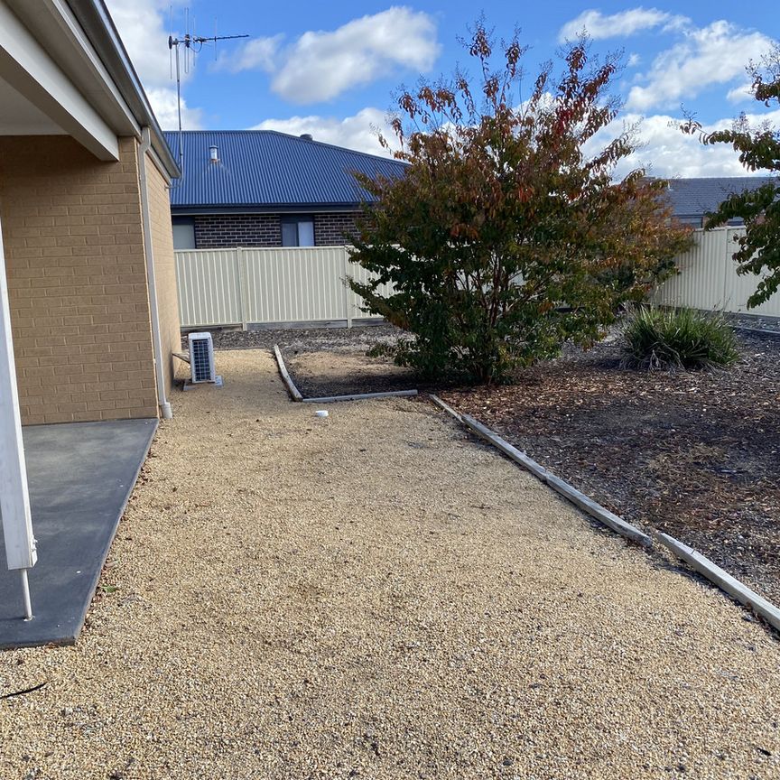 7 Edinburgh Court,, Shepparton VIC 3630 - Photo 1