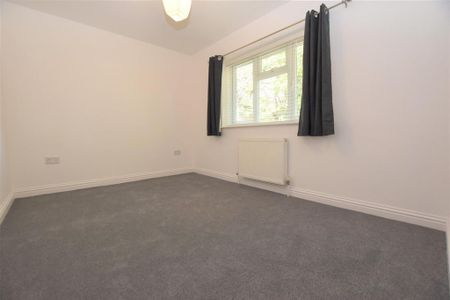 2 bedroom bungalow to rent - Photo 3