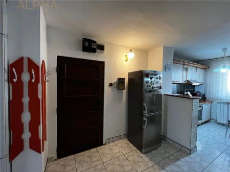 Apartament 3 camere decomandat, parter, Aleea Tihutei - Photo 2