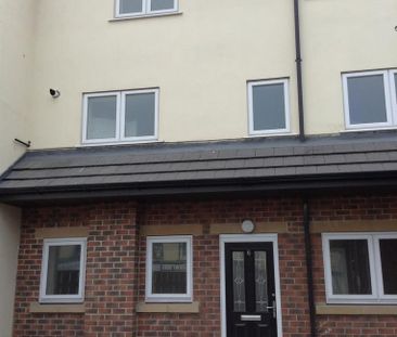 3 bedroom terraced house to rent - Photo 5