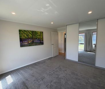 FRESHLY RENOVATED, SPACIOUS AND READY TO ENJOY - Photo 5