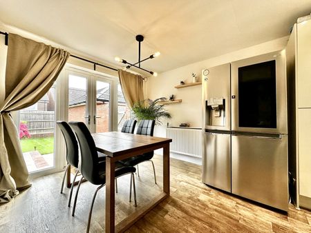 4 bedroom house to rent - Photo 2