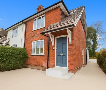 Raymond Crescent, Guildford, GU2 - Photo 3