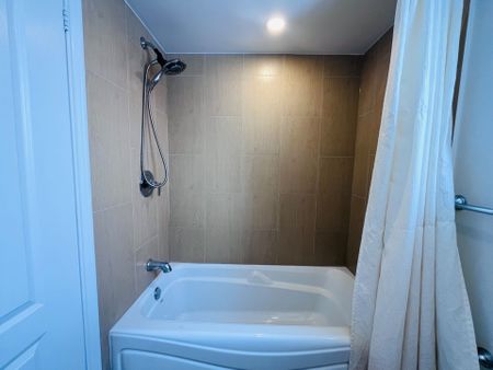 For Lease - 2512 Harman Court Unit# Lower, Mississauga, Ontario - Photo 4