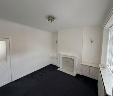 2 bed Terraced - To Let - Photo 3