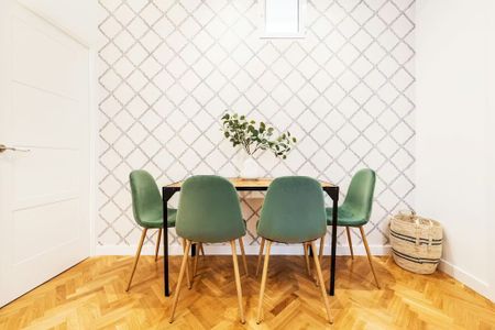 Calle de Alfonso XII, Madrid, Community of Madrid 28014 - Photo 4