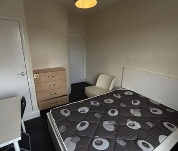 5 bedroom house to rent - Photo 2