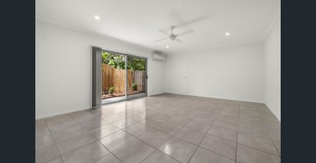 Lowset 3 bedroom townhouse - Photo 2