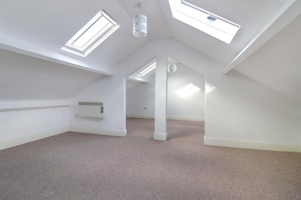 2 bedroom apartment to rent - Photo 1