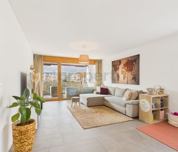 Modern 3.5-room apartment with balcony in Sevelen - Photo 2