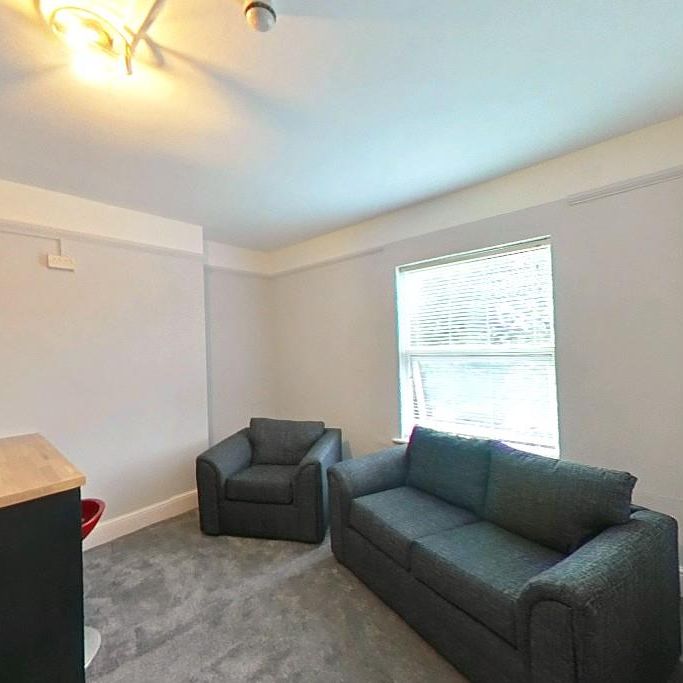 Groovy Towers, Leicester Road, Loughborough, LE11 - Photo 1