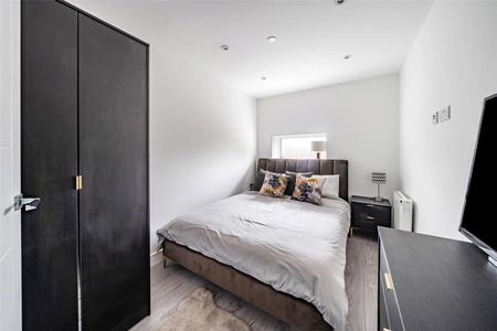 Aviv Place, Addlestone - 1 bedroomProperty for lettings - Seymours - Photo 3