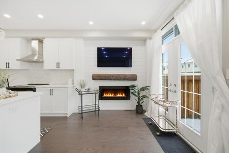 For Lease - 55 Clifford Crescent, New Tecumseth, Ontario - Photo 4