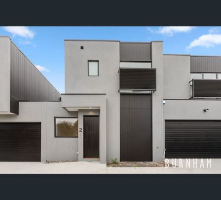 2/11 Owen Street, Footscray, Vic 3011 - Photo 1