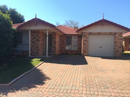 3Bed Home In East Dubbo + Single Garage - Photo 2