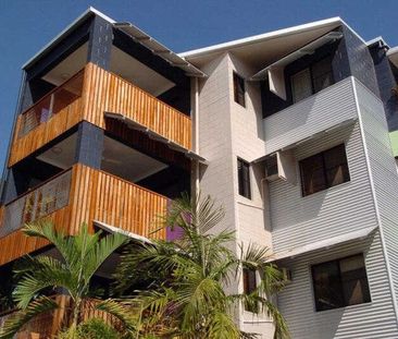 Stylish & Convenient South Townsville Living! - Photo 4