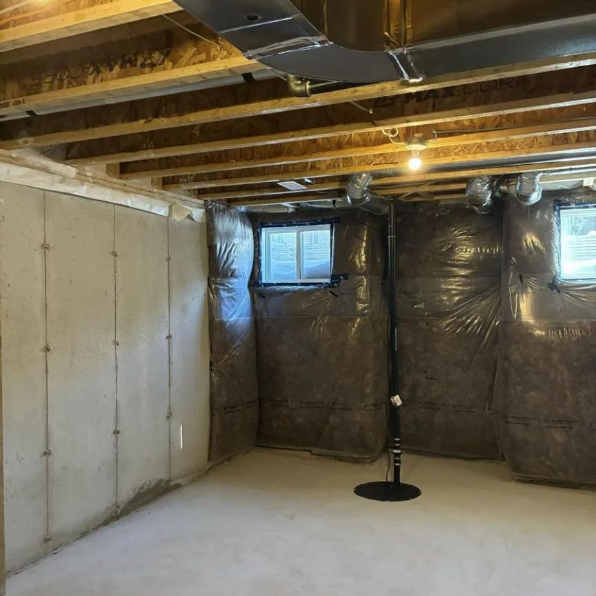 9 MOSS DRIVE E - Photo 1