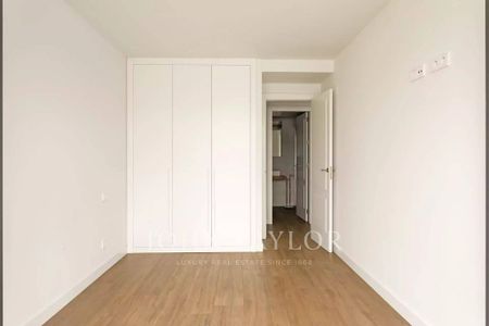 Luxury penthouse for rent in Alcobendas, Autonomous Region of Madrid - Photo 2